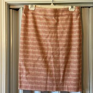 ANN TAYLOR LOFT | Women’s Size 6 Skirt. Good pre-owned condition.